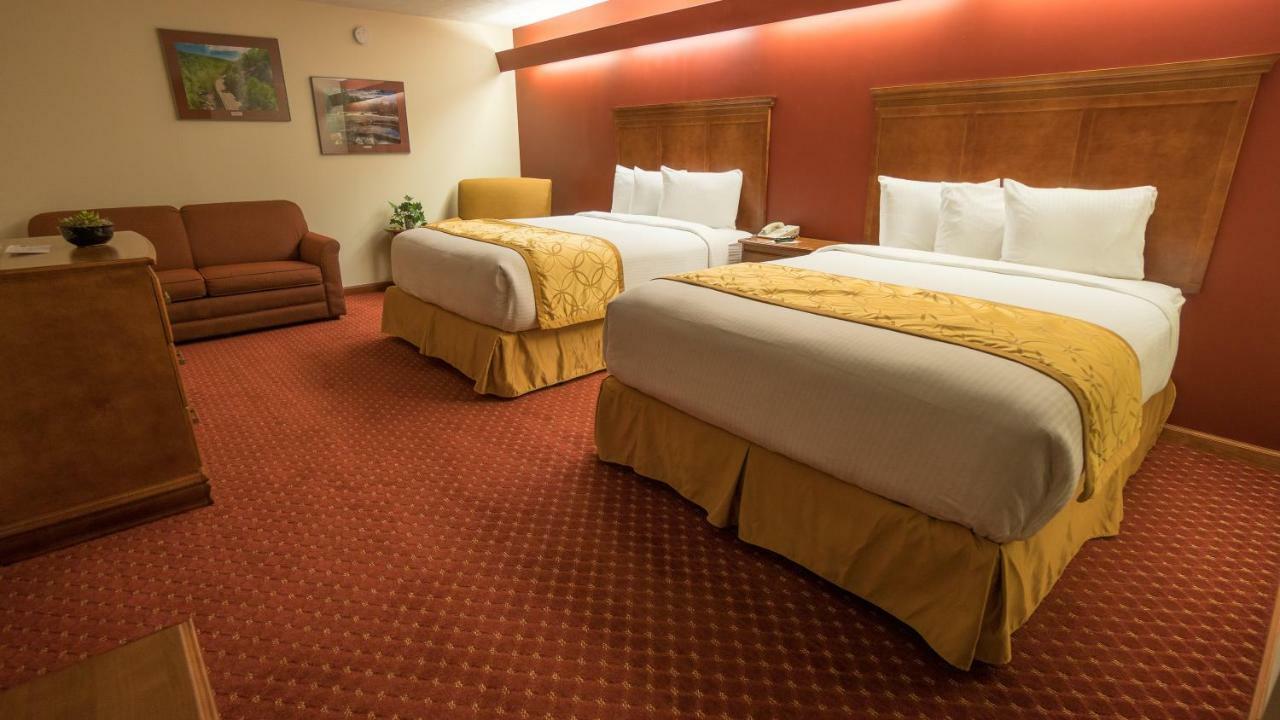 Shepherd Mountain Inn & Suites Pilot Knob Ngoại thất bức ảnh