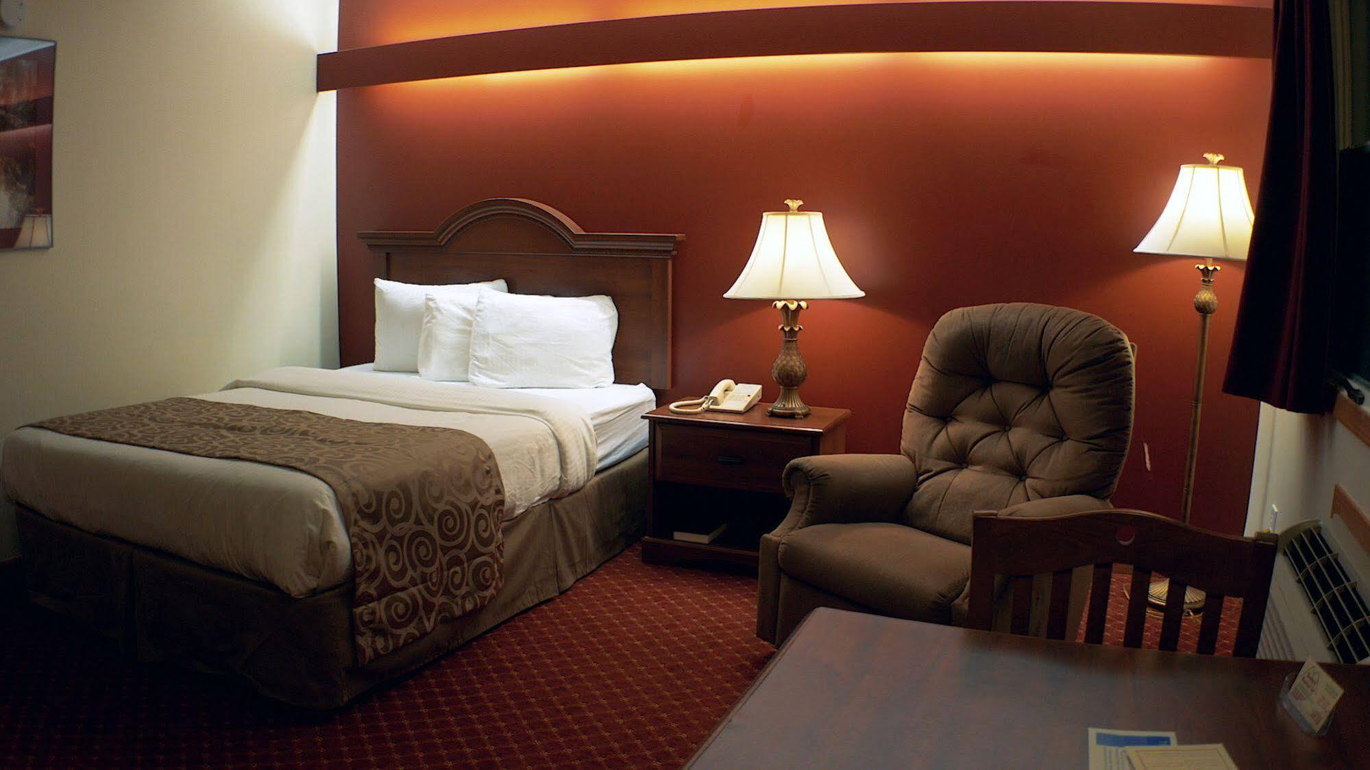 Shepherd Mountain Inn & Suites Pilot Knob Ngoại thất bức ảnh