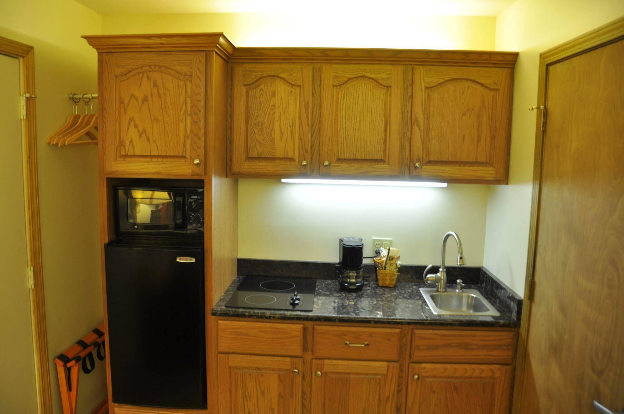 Shepherd Mountain Inn & Suites Pilot Knob Ngoại thất bức ảnh